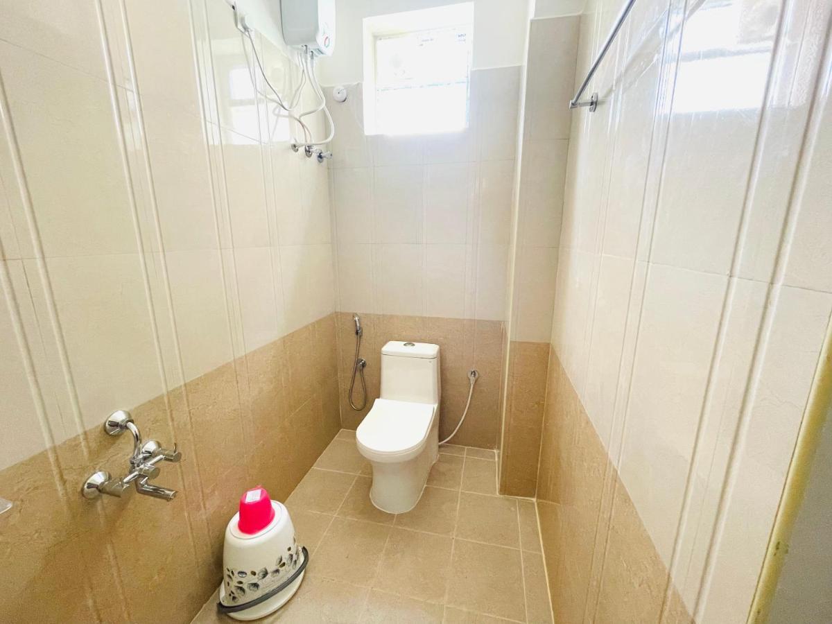 Lsr Service Apartments Tirupati Buitenkant foto